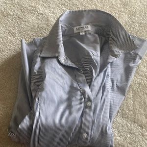 Gently used express women’s essential shirt in original fit size large